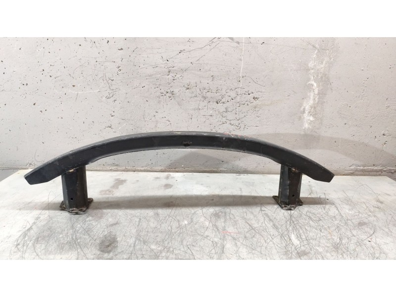 Recambio de refuerzo paragolpes delantero para seat leon (1p1) 2.0 tdi referencia OEM IAM 3B0807560B  