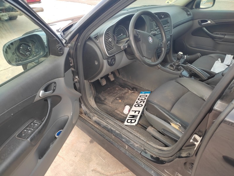 saab 9-3 berlina del año 2007