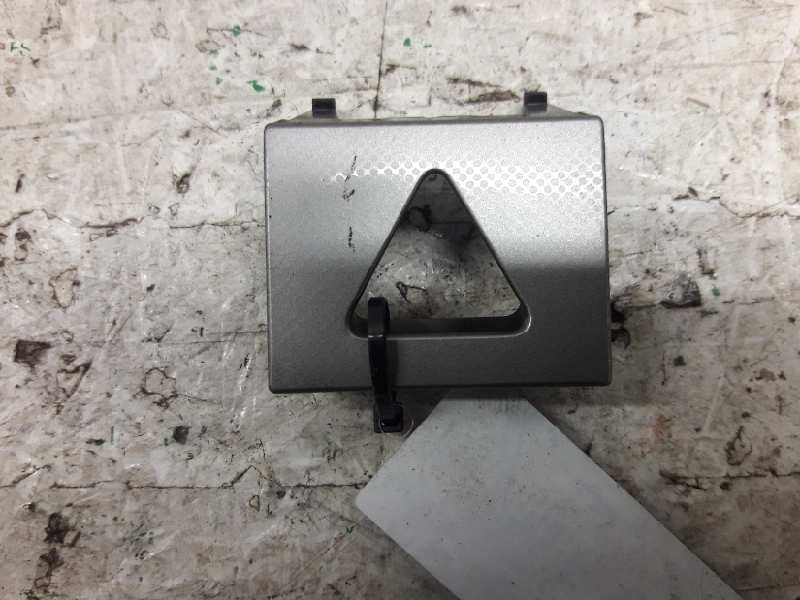 Recambio de moldura para volkswagen passat berlina (3c2) advance referencia OEM IAM  CENTRO WARNING 