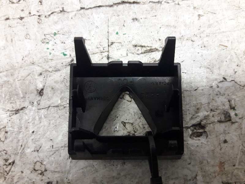 Recambio de moldura para volkswagen passat berlina (3c2) advance referencia OEM IAM  CENTRO WARNING 
