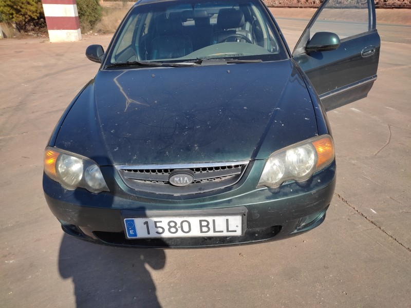 kia shuma ii del año 2001
