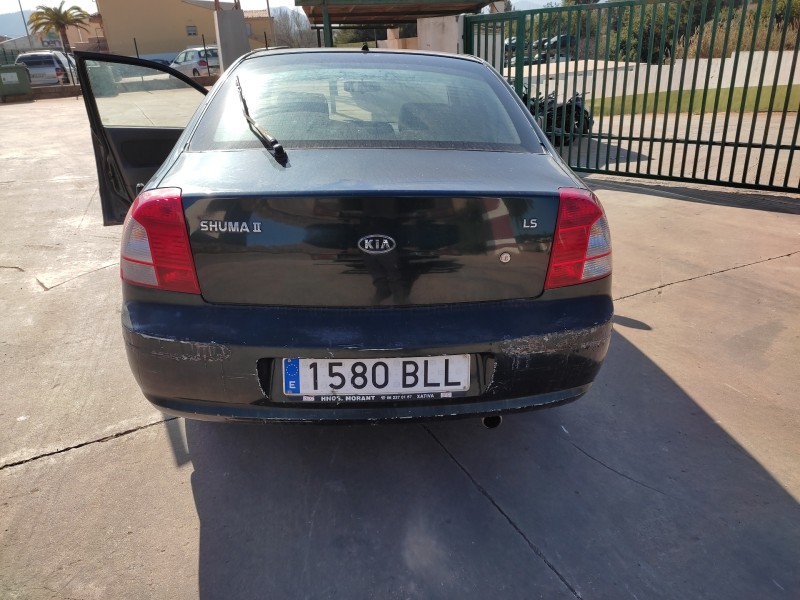 kia shuma ii del año 2001