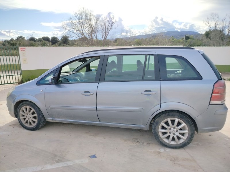 opel zafira b del año 2008