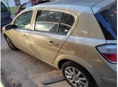 opel astra h berlina del año 2005 2