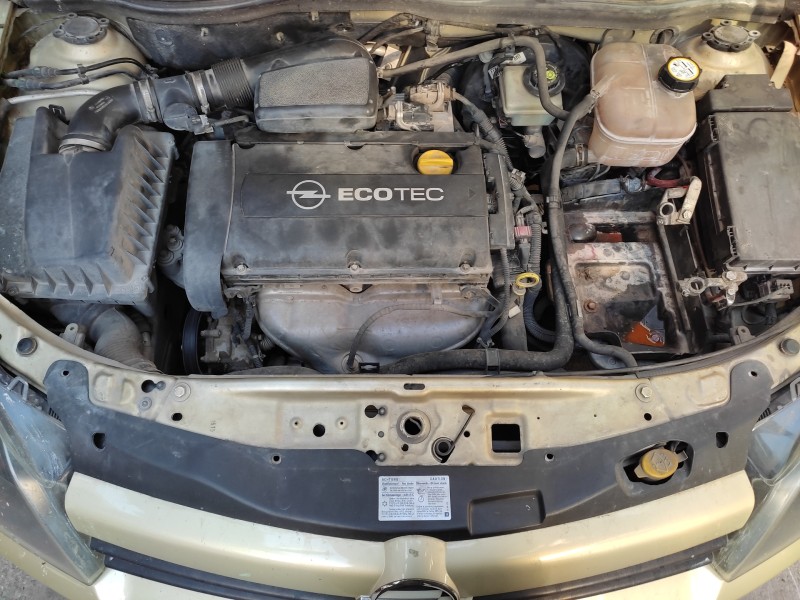 opel astra h berlina del año 2005