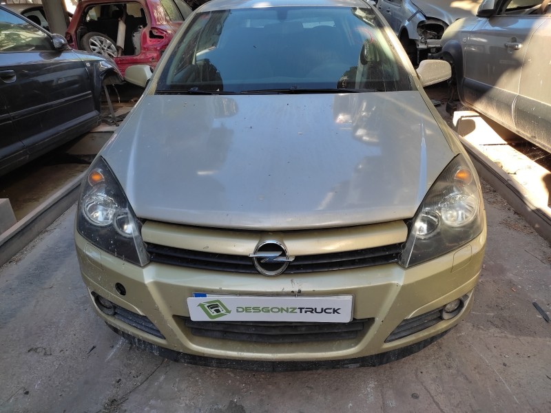 opel astra h berlina del año 2005