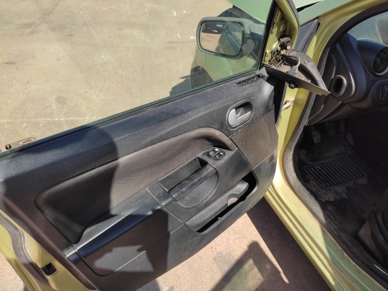 ford fiesta (cbk) del año 2005