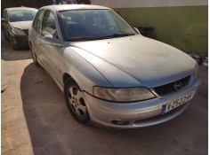 opel vectra b berlina del año 2000