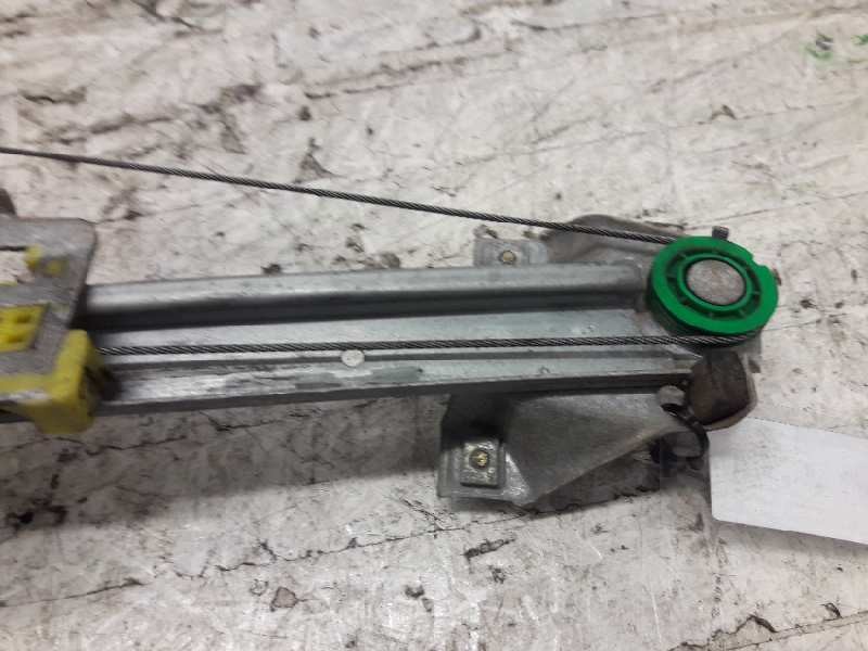 Recambio de elevalunas trasero derecho para bmw serie 3 berlina (e30) 324td referencia OEM IAM 19356360  