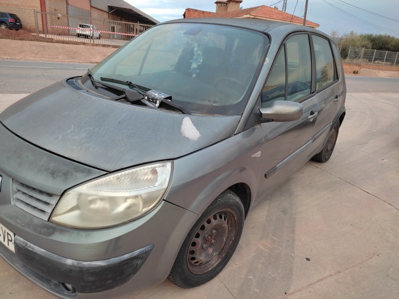 renault scenic ii del año 2004