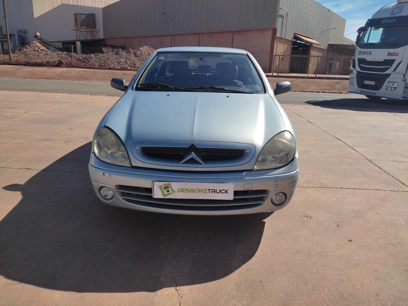 citroën xsara berlina del año 2004