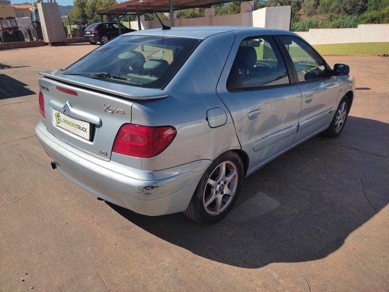 citroën xsara berlina del año 2004
