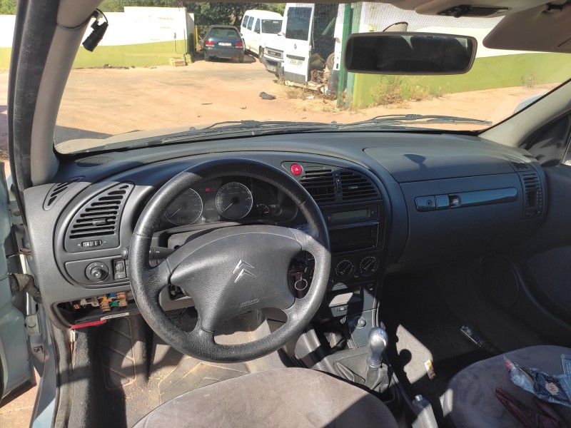 citroën xsara berlina del año 2004