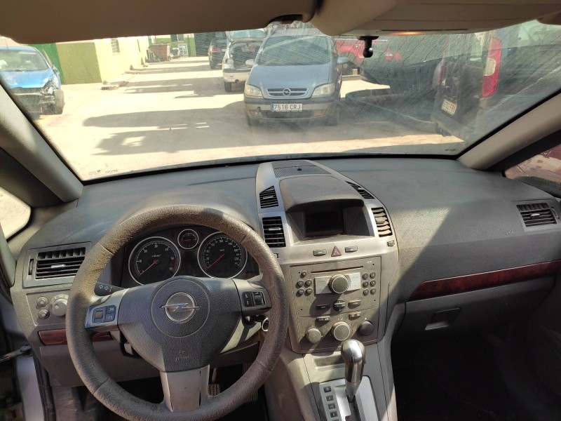 opel zafira b del año 2006