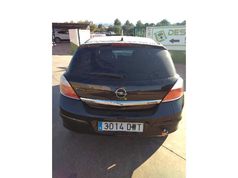 opel astra h berlina del año 2006