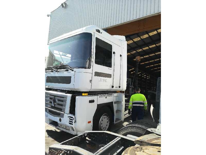 renault magnum ab 2005 del año 2005