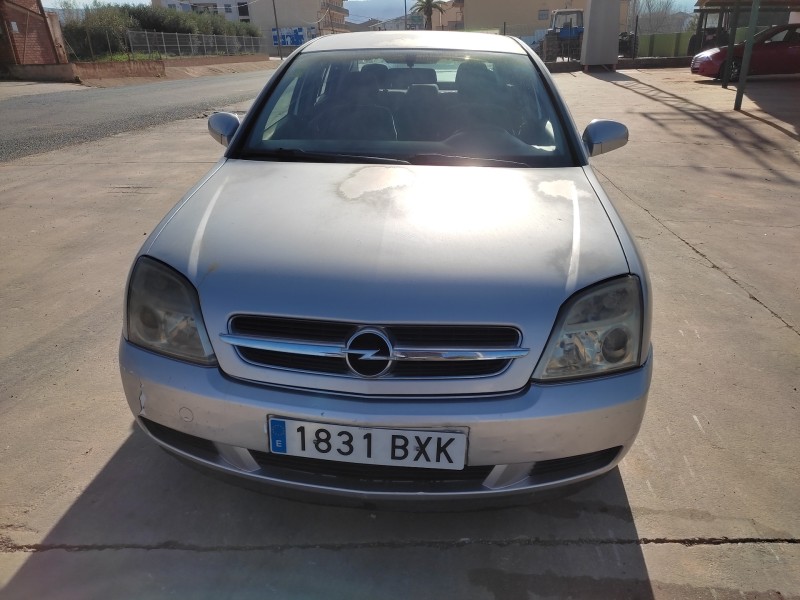 opel vectra c berlina del año 2002