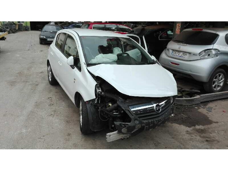 opel corsa d del año 2010
