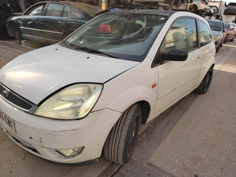 ford fiesta (cbk) del año 2004