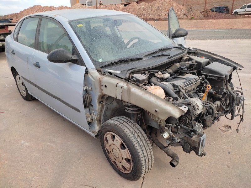 seat cordoba berlina (6l2) del año 2003