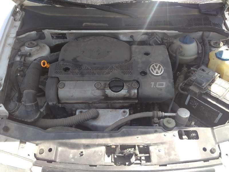 volkswagen polo berlina (6n1) del año 1998