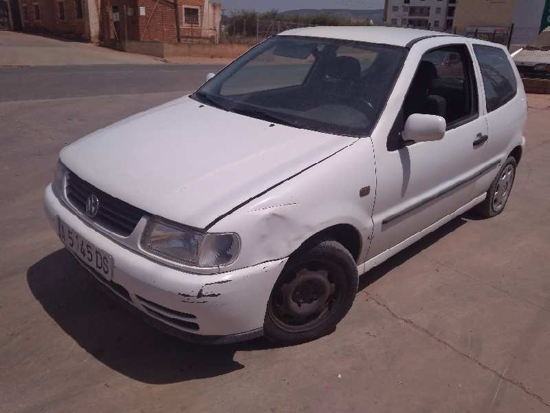 volkswagen polo berlina (6n1) del año 1998
