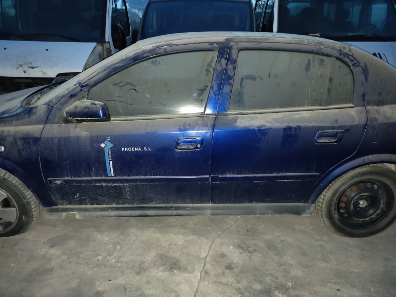 opel astra g berlina del año 2003