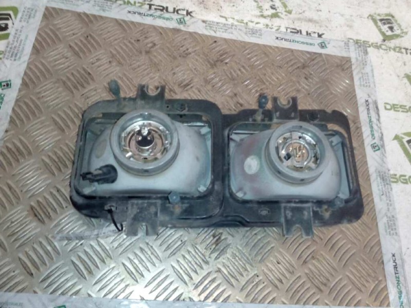 Recambio de faro izquierdo para nissan trucks l80.09 l80.14 referencia OEM IAM   