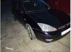 ford focus berlina (cak) del año 2004