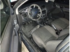 ford focus berlina (cak) del año 2004 2