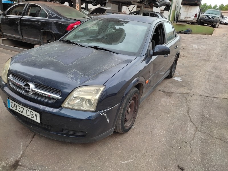 opel vectra c berlina del año 2002
