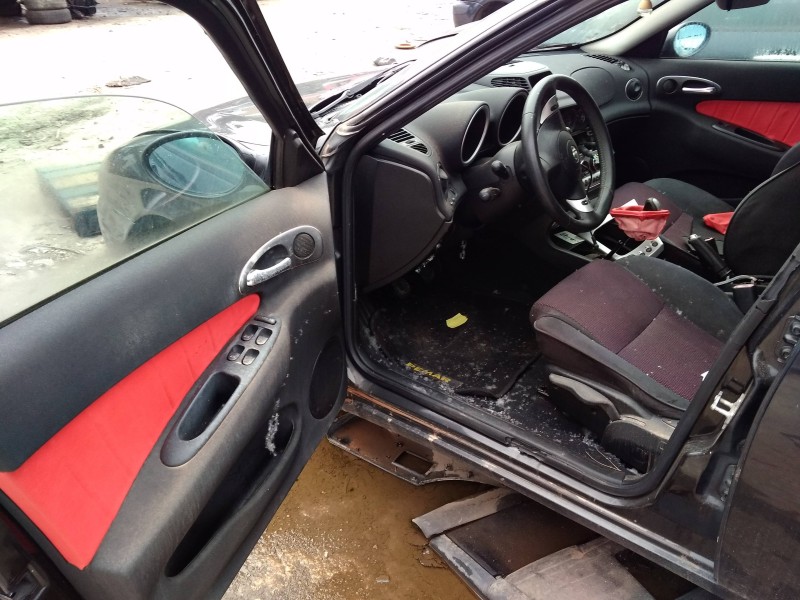 alfa romeo 156 del año 2004