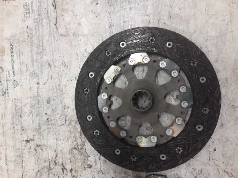 Recambio de kit embrague para bmw serie 3 berlina (e30) 324td referencia OEM IAM 27702  