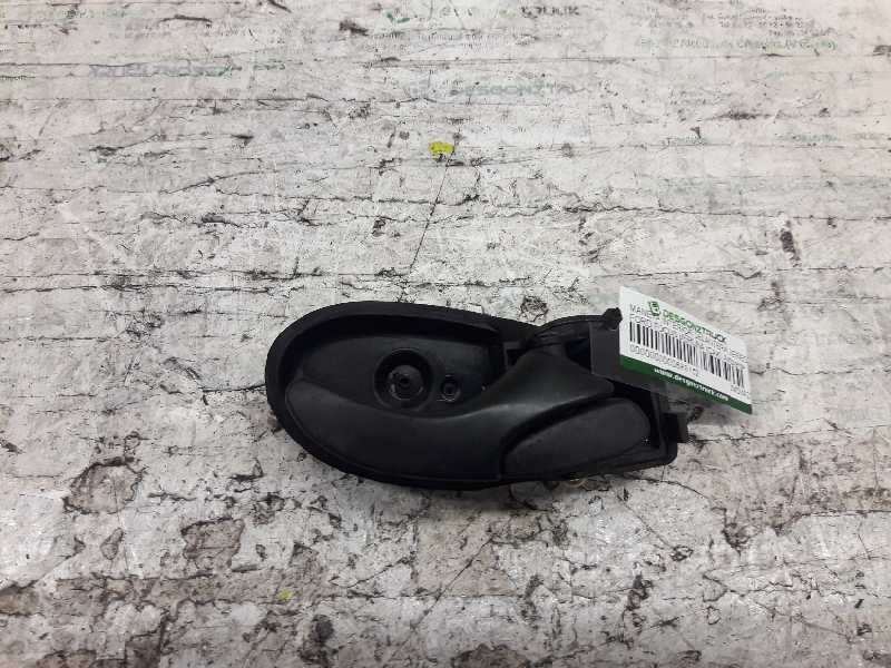 Recambio de maneta interior delantera derecha para ford focus berlina (cak) ambiente referencia OEM IAM 2M5VA22600AA  