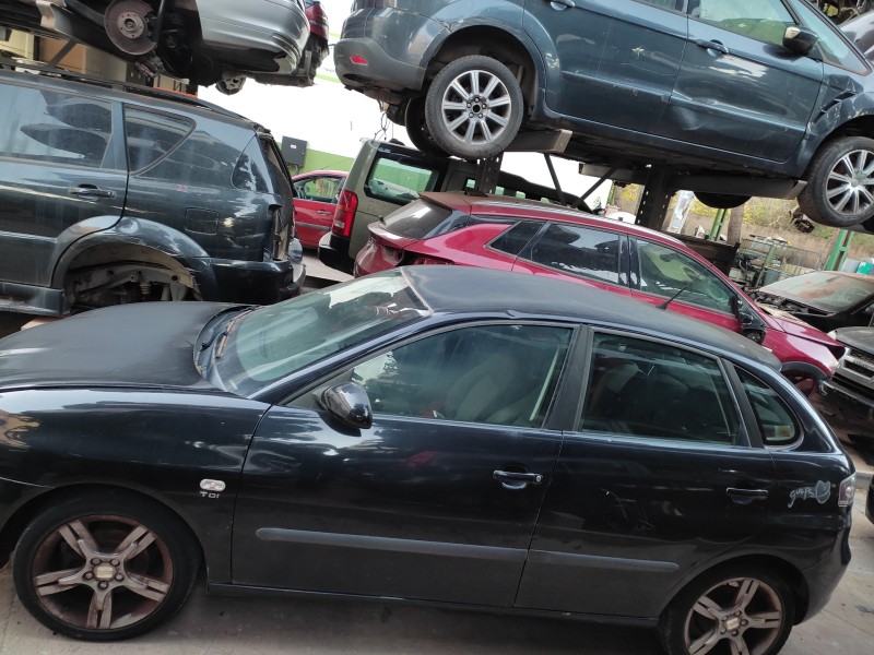 seat ibiza (6l1) del año 2006