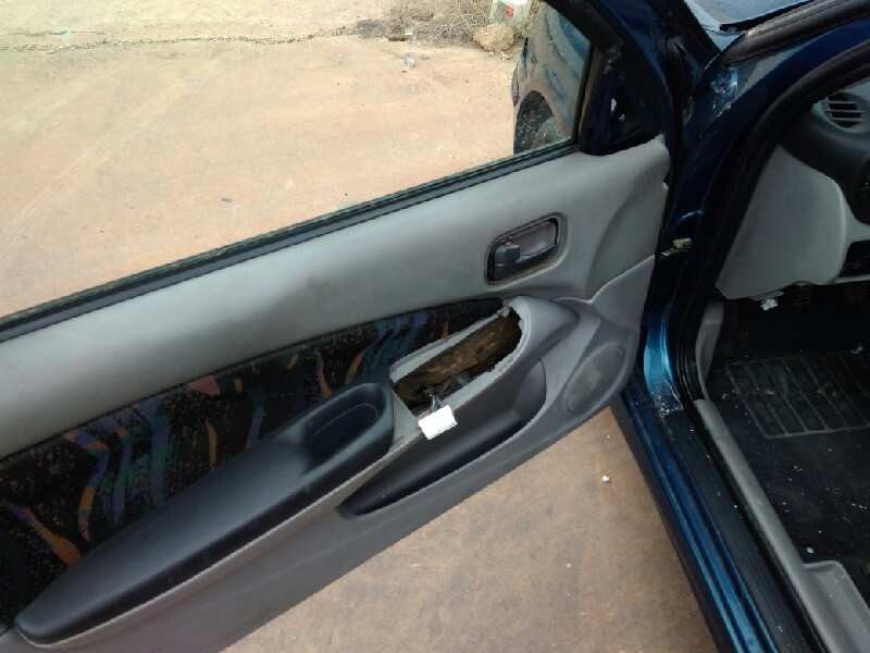 nissan almera (n16/e) del año 2000