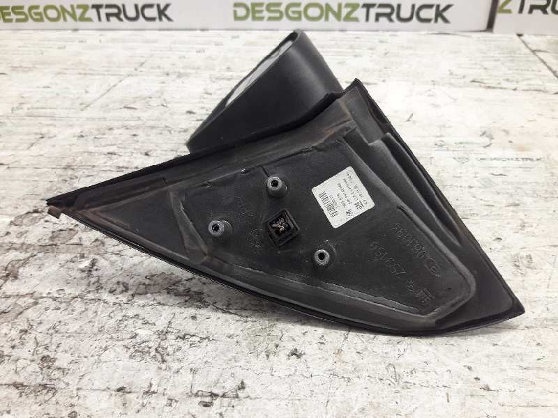 Recambio de retrovisor derecho para opel astra g berlina club referencia OEM IAM 259150  