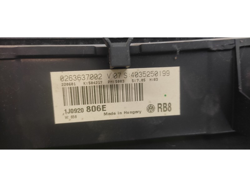 Recambio de cuadro instrumentos para volkswagen bora berlina (1j2) conceptline referencia OEM IAM 1J0920806E 0263637002 