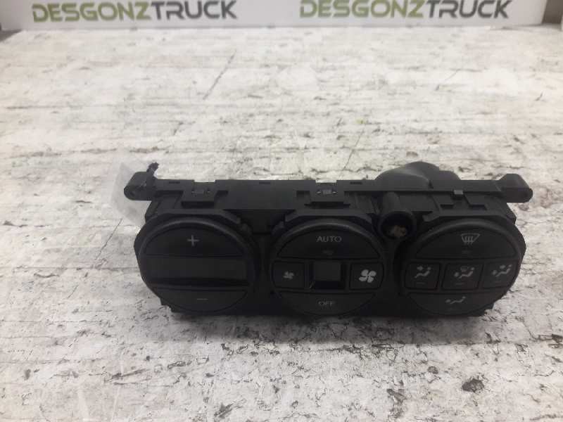 Recambio de mando climatizador para opel vectra b berlina básico referencia OEM IAM 69262205 ECCJ2900 