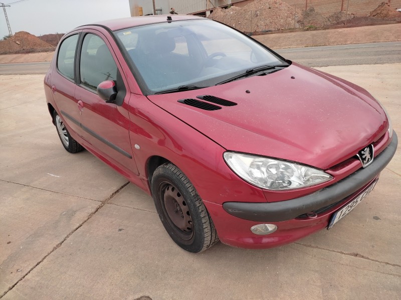 peugeot 206 berlina del año 2003