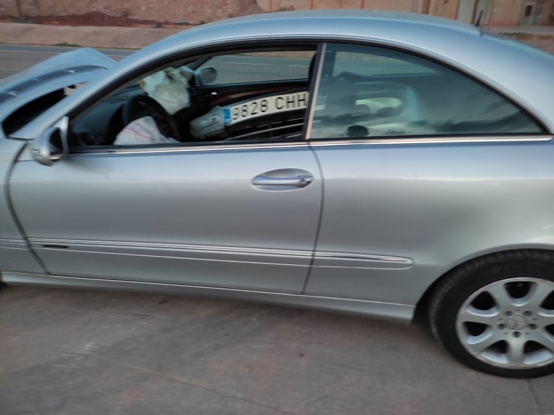 mercedes-benz clase clk (w209) coupe del año 2003