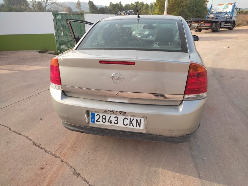 opel vectra c berlina del año 2003