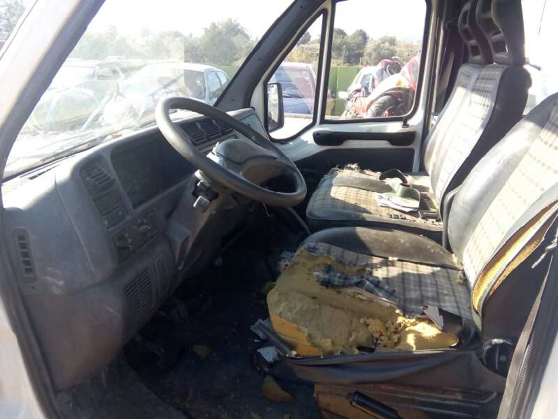 peugeot boxer combi (rs2850)(270/310)(´02) del año 1999