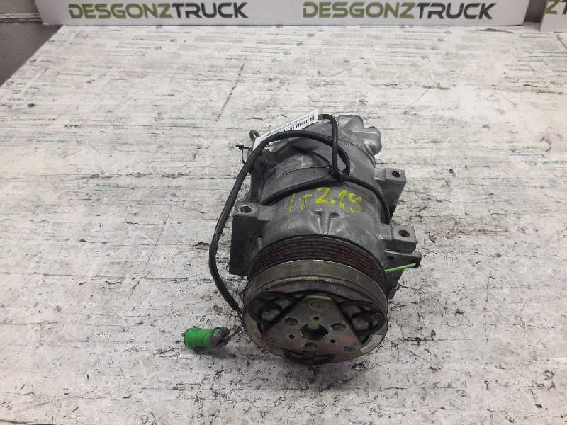 Recambio de compresor aire acondicionado para audi 80 avant básico berlina referencia OEM IAM DCW17B 506231352 8A0260805AD