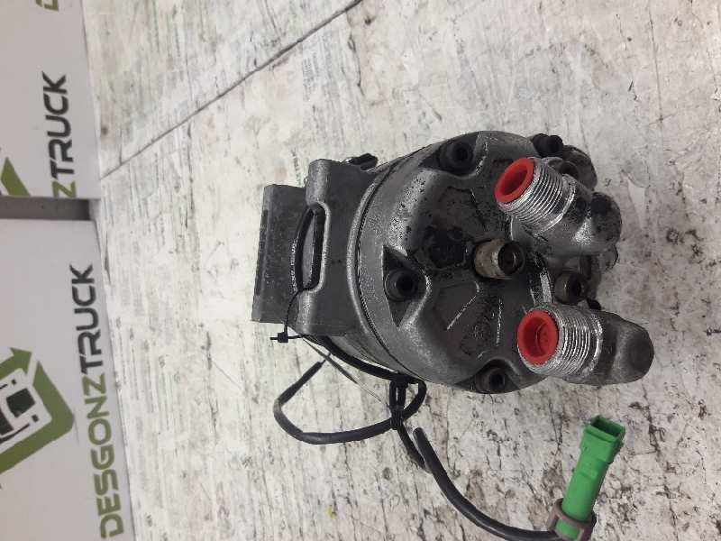 Recambio de compresor aire acondicionado para audi 80 avant básico berlina referencia OEM IAM DCW17B 506231352 8A0260805AD