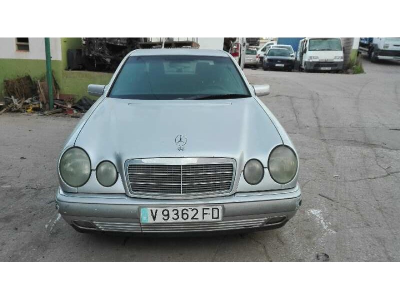 mercedes-benz clase e (w210) berlina diesel del año 1995