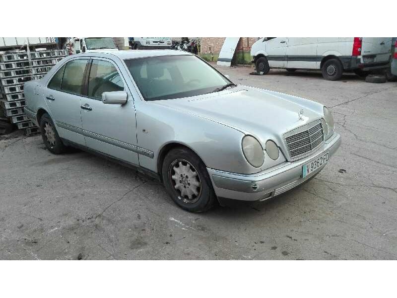 mercedes-benz clase e (w210) berlina diesel del año 1995