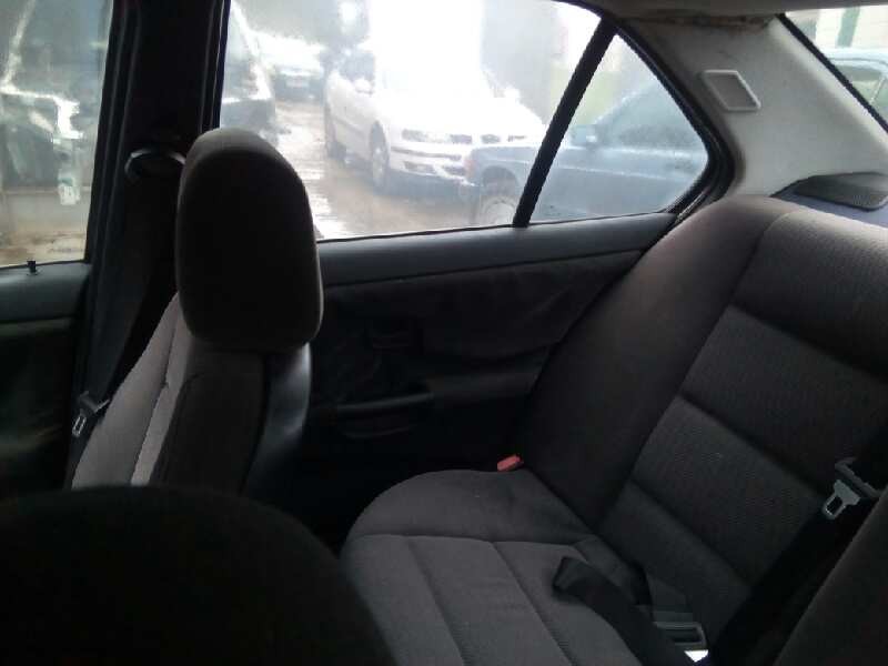 bmw serie 3 berlina (e36) del año 1997