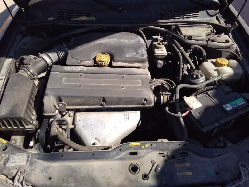 saab 9-3 berlina del año 1999