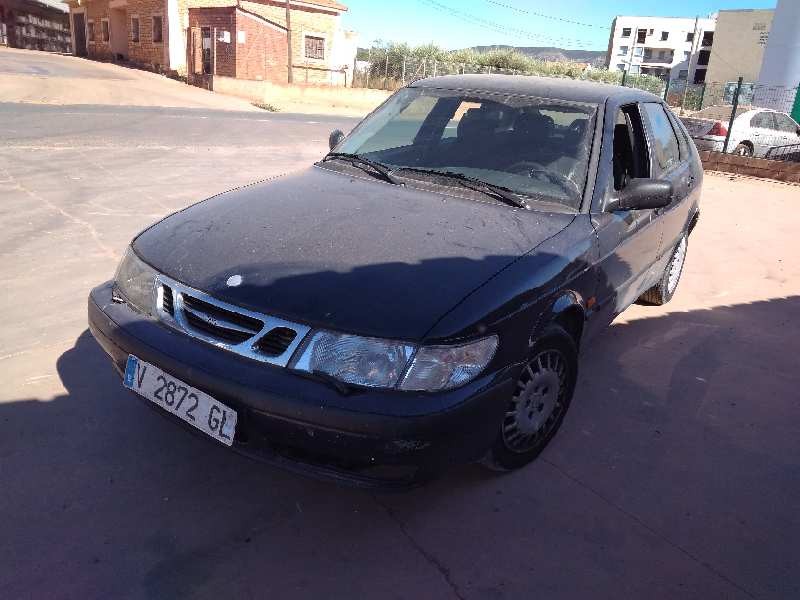 saab 9-3 berlina del año 1999